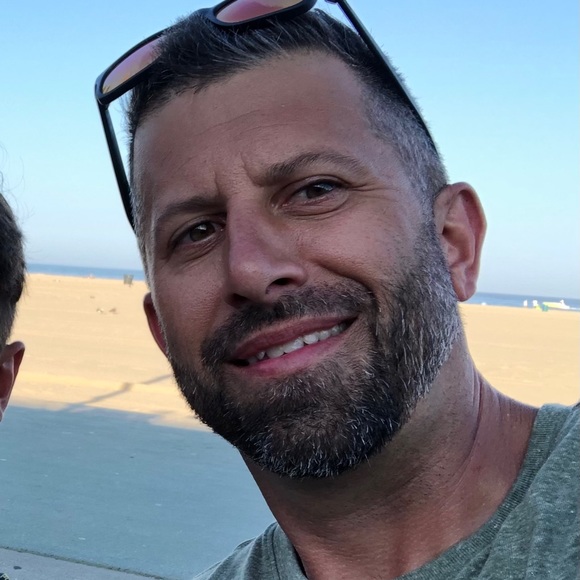 Meet your Posher, Dave - Picture 1 of 1